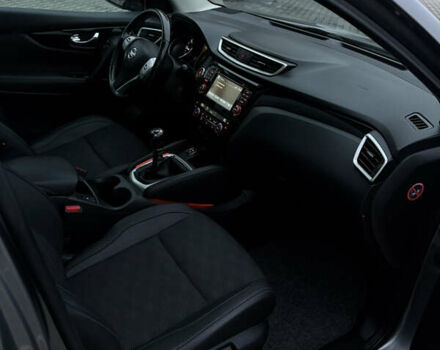 Сірий Ніссан Кашкай, об'ємом двигуна 1.6 л та пробігом 177 тис. км за 15499 $, фото 20 на Automoto.ua