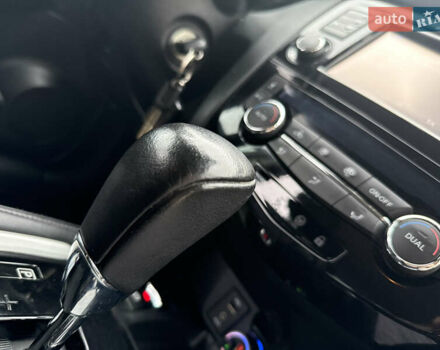 Серый Ниссан Кашкай, объемом двигателя 1.2 л и пробегом 81 тыс. км за 11600 $, фото 54 на Automoto.ua