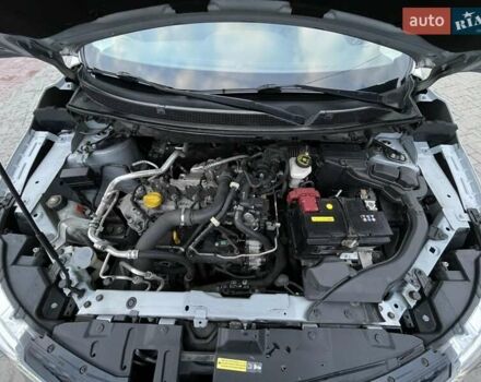 Сірий Ніссан Кашкай, об'ємом двигуна 1.2 л та пробігом 83 тис. км за 13500 $, фото 64 на Automoto.ua