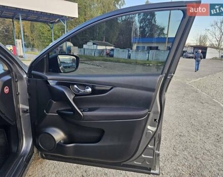 Серый Ниссан Кашкай, объемом двигателя 1.6 л и пробегом 239 тыс. км за 13999 $, фото 34 на Automoto.ua