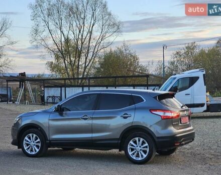 Серый Ниссан Кашкай, объемом двигателя 1.6 л и пробегом 239 тыс. км за 13999 $, фото 5 на Automoto.ua