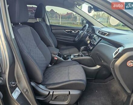 Серый Ниссан Кашкай, объемом двигателя 1.6 л и пробегом 239 тыс. км за 13999 $, фото 35 на Automoto.ua