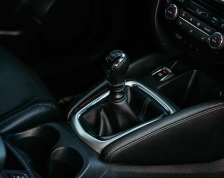 Серый Ниссан Кашкай, объемом двигателя 1.2 л и пробегом 111 тыс. км за 4300 $, фото 9 на Automoto.ua