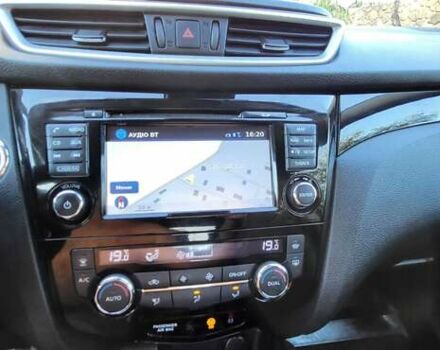 Серый Ниссан Кашкай, объемом двигателя 1.6 л и пробегом 209 тыс. км за 15250 $, фото 19 на Automoto.ua