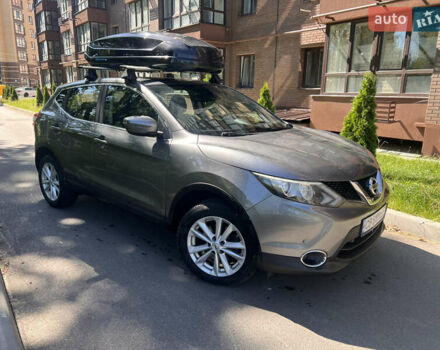 Серый Ниссан Кашкай, объемом двигателя 1.6 л и пробегом 279 тыс. км за 13500 $, фото 3 на Automoto.ua