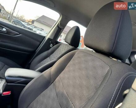 Серый Ниссан Кашкай, объемом двигателя 1.6 л и пробегом 114 тыс. км за 14750 $, фото 51 на Automoto.ua