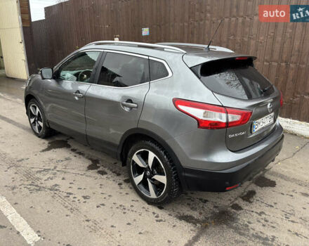 Серый Ниссан Кашкай, объемом двигателя 1.6 л и пробегом 230 тыс. км за 17000 $, фото 3 на Automoto.ua