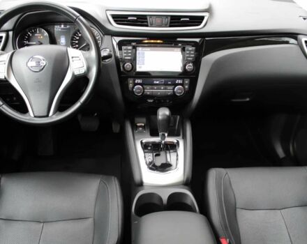 Серый Ниссан Кашкай, объемом двигателя 1.6 л и пробегом 75 тыс. км за 8900 $, фото 6 на Automoto.ua