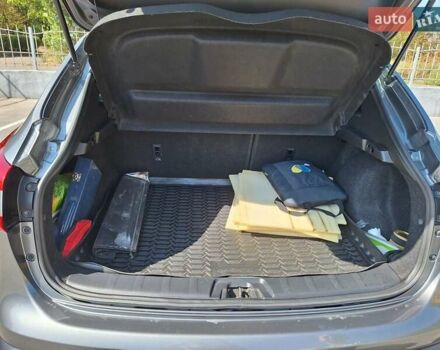 Серый Ниссан Кашкай, объемом двигателя 2 л и пробегом 150 тыс. км за 16100 $, фото 15 на Automoto.ua