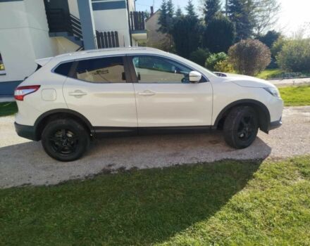 Серый Ниссан Кашкай, объемом двигателя 1.6 л и пробегом 72 тыс. км за 6050 $, фото 5 на Automoto.ua