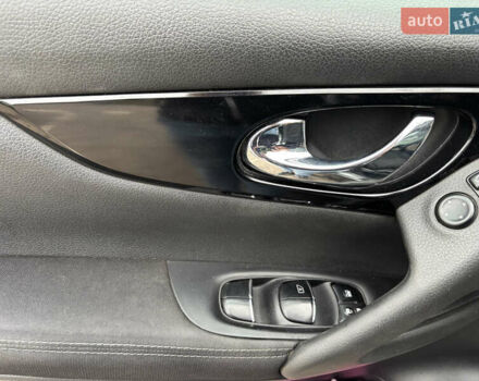 Серый Ниссан Кашкай, объемом двигателя 1.6 л и пробегом 230 тыс. км за 17000 $, фото 8 на Automoto.ua