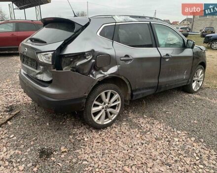 Серый Ниссан Кашкай, объемом двигателя 1.5 л и пробегом 213 тыс. км за 8200 $, фото 4 на Automoto.ua