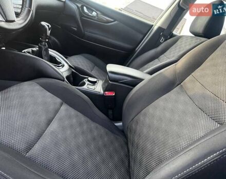 Серый Ниссан Кашкай, объемом двигателя 1.6 л и пробегом 114 тыс. км за 14750 $, фото 53 на Automoto.ua