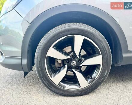 Серый Ниссан Кашкай, объемом двигателя 1.6 л и пробегом 173 тыс. км за 16800 $, фото 17 на Automoto.ua