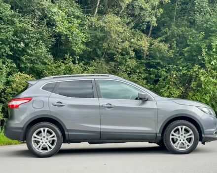 Серый Ниссан Кашкай, объемом двигателя 1.6 л и пробегом 80 тыс. км за 8000 $, фото 3 на Automoto.ua