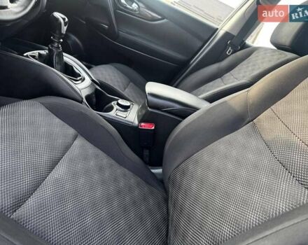 Серый Ниссан Кашкай, объемом двигателя 1.6 л и пробегом 114 тыс. км за 14750 $, фото 46 на Automoto.ua