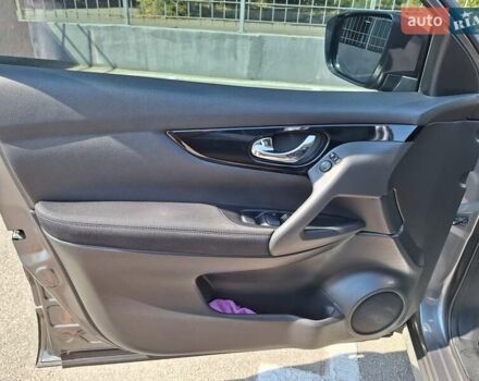 Серый Ниссан Кашкай, объемом двигателя 2 л и пробегом 150 тыс. км за 16100 $, фото 8 на Automoto.ua