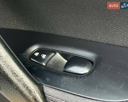 Серый Ниссан Кашкай, объемом двигателя 1.6 л и пробегом 114 тыс. км за 14750 $, фото 30 на Automoto.ua