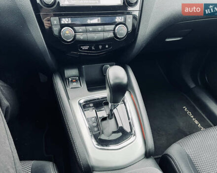 Сірий Ніссан Кашкай, об'ємом двигуна 1.6 л та пробігом 202 тис. км за 15700 $, фото 15 на Automoto.ua