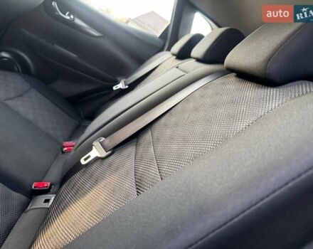 Серый Ниссан Кашкай, объемом двигателя 1.6 л и пробегом 114 тыс. км за 14750 $, фото 34 на Automoto.ua