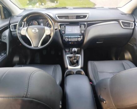 Серый Ниссан Кашкай, объемом двигателя 1.6 л и пробегом 72 тыс. км за 6050 $, фото 6 на Automoto.ua