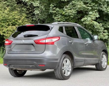 Серый Ниссан Кашкай, объемом двигателя 1.6 л и пробегом 75 тыс. км за 8900 $, фото 2 на Automoto.ua