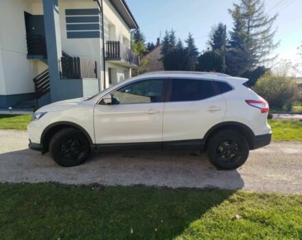 Серый Ниссан Кашкай, объемом двигателя 1.6 л и пробегом 72 тыс. км за 6050 $, фото 2 на Automoto.ua