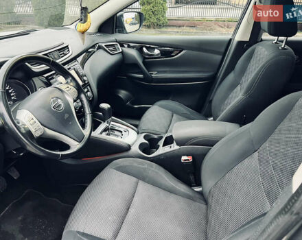 Сірий Ніссан Кашкай, об'ємом двигуна 1.6 л та пробігом 202 тис. км за 15700 $, фото 9 на Automoto.ua