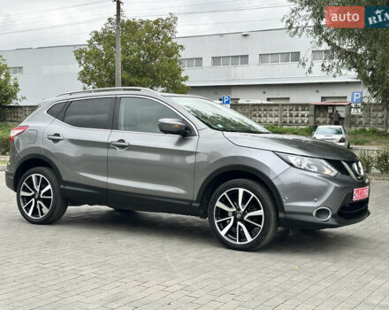 Серый Ниссан Кашкай, объемом двигателя 1.6 л и пробегом 180 тыс. км за 16800 $, фото 3 на Automoto.ua