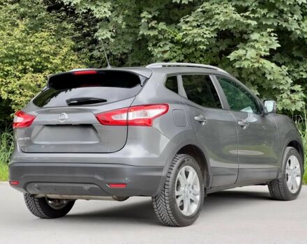 Серый Ниссан Кашкай, объемом двигателя 1.6 л и пробегом 80 тыс. км за 8000 $, фото 2 на Automoto.ua