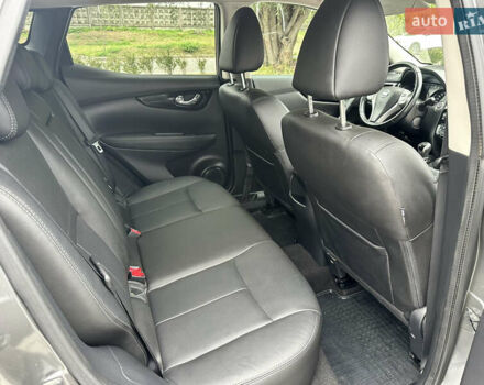 Серый Ниссан Кашкай, объемом двигателя 1.6 л и пробегом 180 тыс. км за 16800 $, фото 22 на Automoto.ua