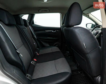 Сірий Ніссан Кашкай, об'ємом двигуна 2 л та пробігом 80 тис. км за 16623 $, фото 18 на Automoto.ua