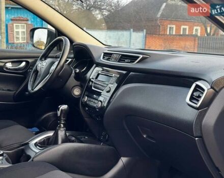 Серый Ниссан Кашкай, объемом двигателя 1.6 л и пробегом 114 тыс. км за 14750 $, фото 29 на Automoto.ua