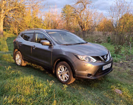 Серый Ниссан Кашкай, объемом двигателя 1.6 л и пробегом 42 тыс. км за 19000 $, фото 2 на Automoto.ua