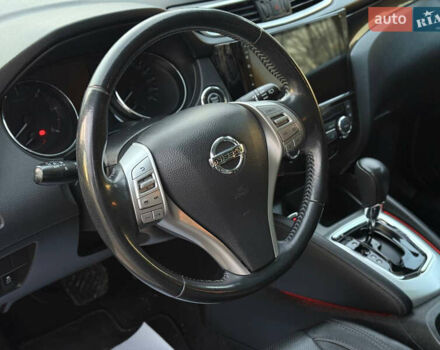 Серый Ниссан Кашкай, объемом двигателя 1.6 л и пробегом 245 тыс. км за 16000 $, фото 6 на Automoto.ua