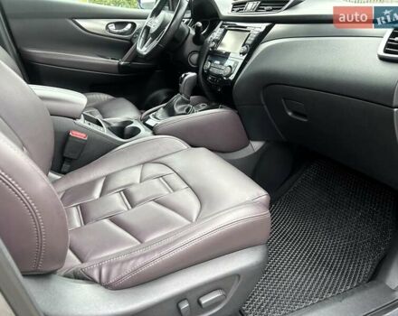 Сірий Ніссан Кашкай, об'ємом двигуна 1.6 л та пробігом 85 тис. км за 19300 $, фото 44 на Automoto.ua