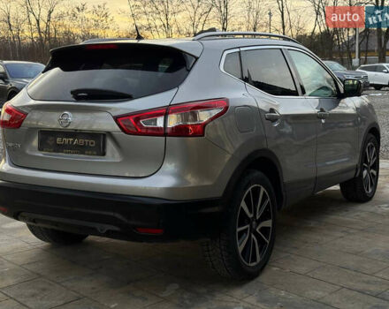 Серый Ниссан Кашкай, объемом двигателя 1.6 л и пробегом 245 тыс. км за 16000 $, фото 3 на Automoto.ua