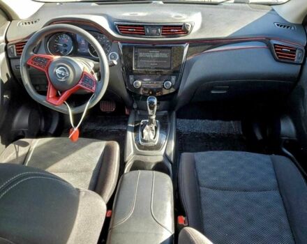 Серый Ниссан Кашкай, объемом двигателя 0 л и пробегом 69 тыс. км за 1800 $, фото 7 на Automoto.ua