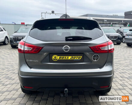 Сірий Ніссан Кашкай, об'ємом двигуна 1.5 л та пробігом 181 тис. км за 19200 $, фото 4 на Automoto.ua