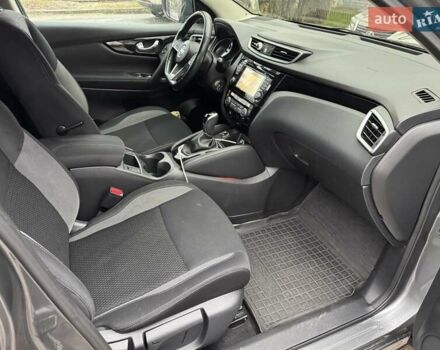 Сірий Ніссан Кашкай, об'ємом двигуна 1.6 л та пробігом 80 тис. км за 19500 $, фото 33 на Automoto.ua