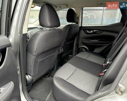 Сірий Ніссан Кашкай, об'ємом двигуна 2 л та пробігом 84 тис. км за 15800 $, фото 20 на Automoto.ua