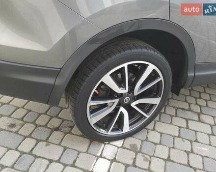 Серый Ниссан Кашкай, объемом двигателя 1.6 л и пробегом 168 тыс. км за 15950 $, фото 37 на Automoto.ua