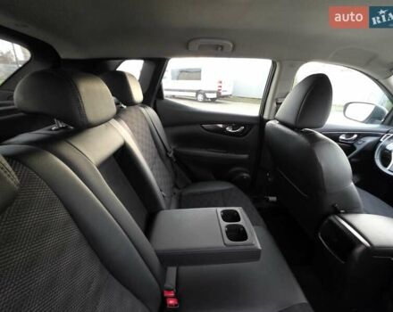 Серый Ниссан Кашкай, объемом двигателя 1.6 л и пробегом 168 тыс. км за 15950 $, фото 60 на Automoto.ua