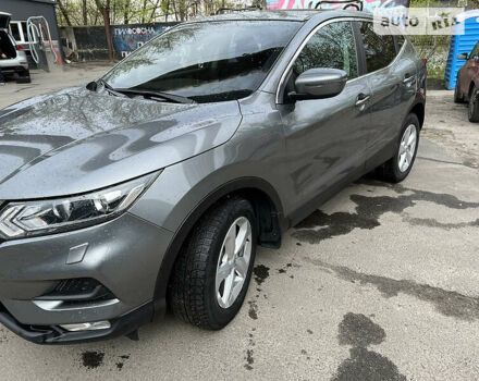 Серый Ниссан Кашкай, объемом двигателя 1.6 л и пробегом 80 тыс. км за 17800 $, фото 8 на Automoto.ua