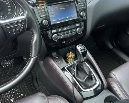 Серый Ниссан Кашкай, объемом двигателя 2 л и пробегом 199 тыс. км за 17999 $, фото 5 на Automoto.ua