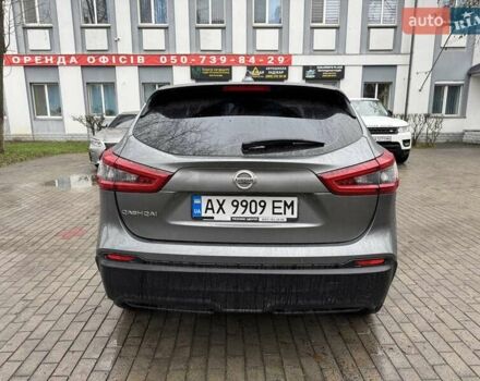 Сірий Ніссан Кашкай, об'ємом двигуна 1.6 л та пробігом 80 тис. км за 19500 $, фото 13 на Automoto.ua