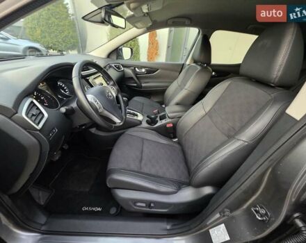 Серый Ниссан Кашкай, объемом двигателя 1.6 л и пробегом 168 тыс. км за 15950 $, фото 73 на Automoto.ua