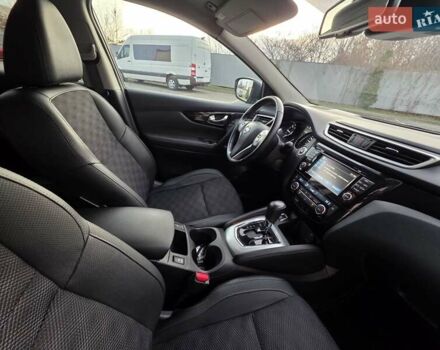 Серый Ниссан Кашкай, объемом двигателя 1.6 л и пробегом 168 тыс. км за 15950 $, фото 52 на Automoto.ua