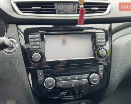 Серый Ниссан Кашкай, объемом двигателя 1.46 л и пробегом 181 тыс. км за 19200 $, фото 9 на Automoto.ua