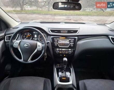 Сірий Ніссан Кашкай, об'ємом двигуна 1.6 л та пробігом 159 тис. км за 16300 $, фото 8 на Automoto.ua